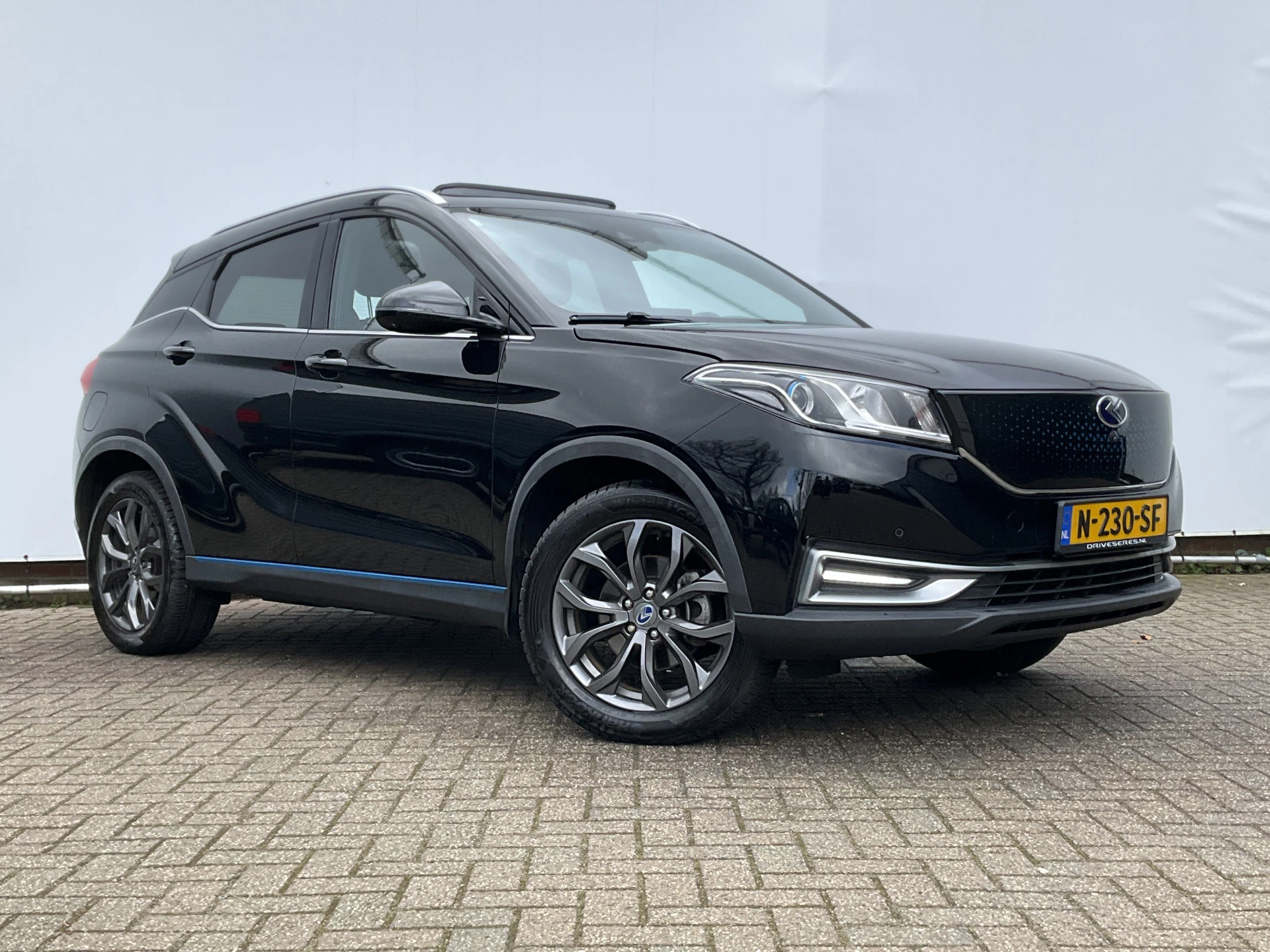 Hoofdafbeelding Seres 3