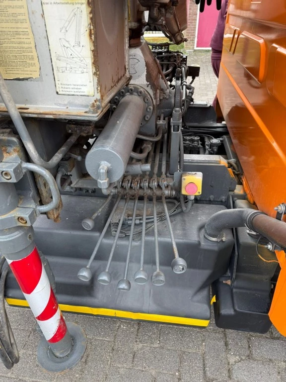 Hoofdafbeelding Mercedes-Benz 815 D Kipper