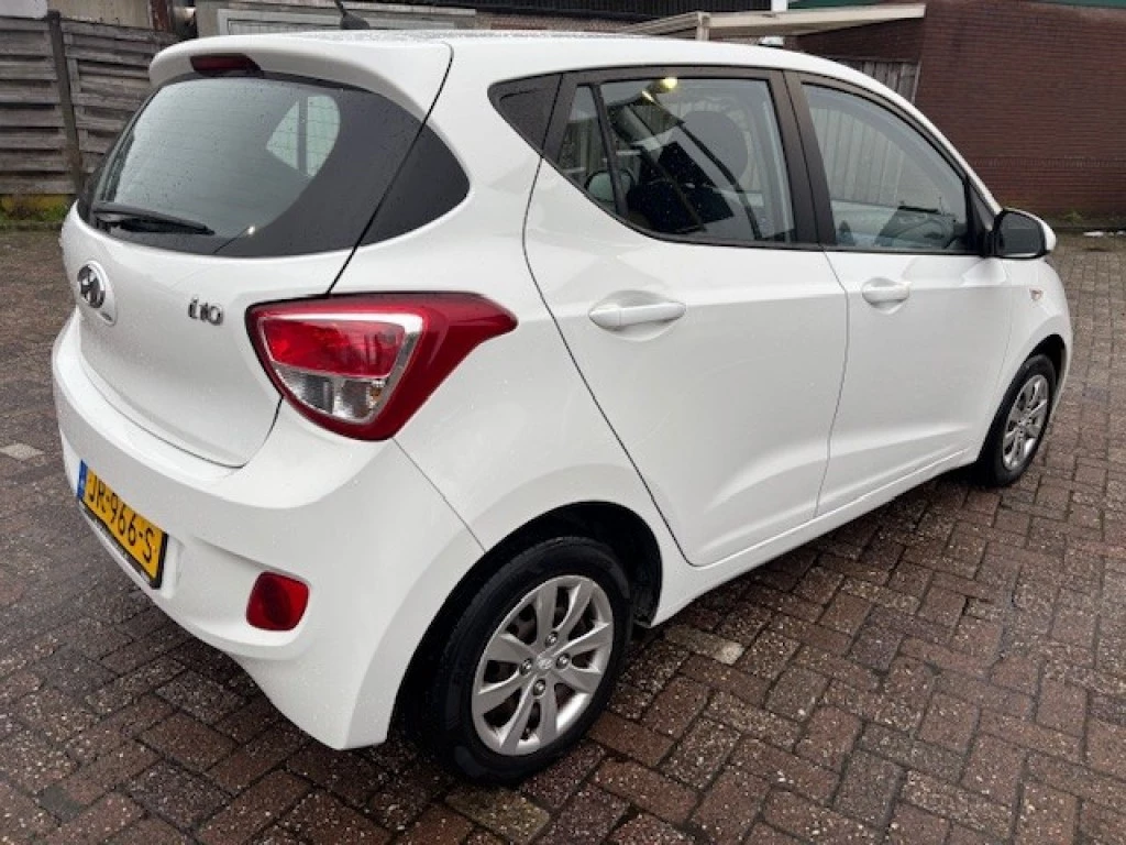 Hoofdafbeelding Hyundai i10