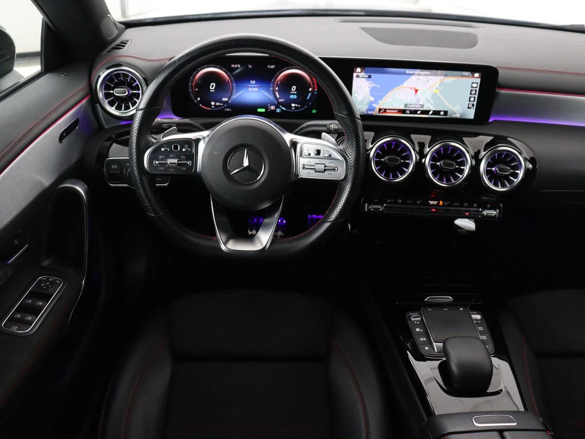 Hoofdafbeelding Mercedes-Benz CLA