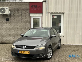 Hoofdafbeelding Volkswagen Jetta Volkswagen Jetta 1.2 TSI Comfort Executive Line 2012 Navi