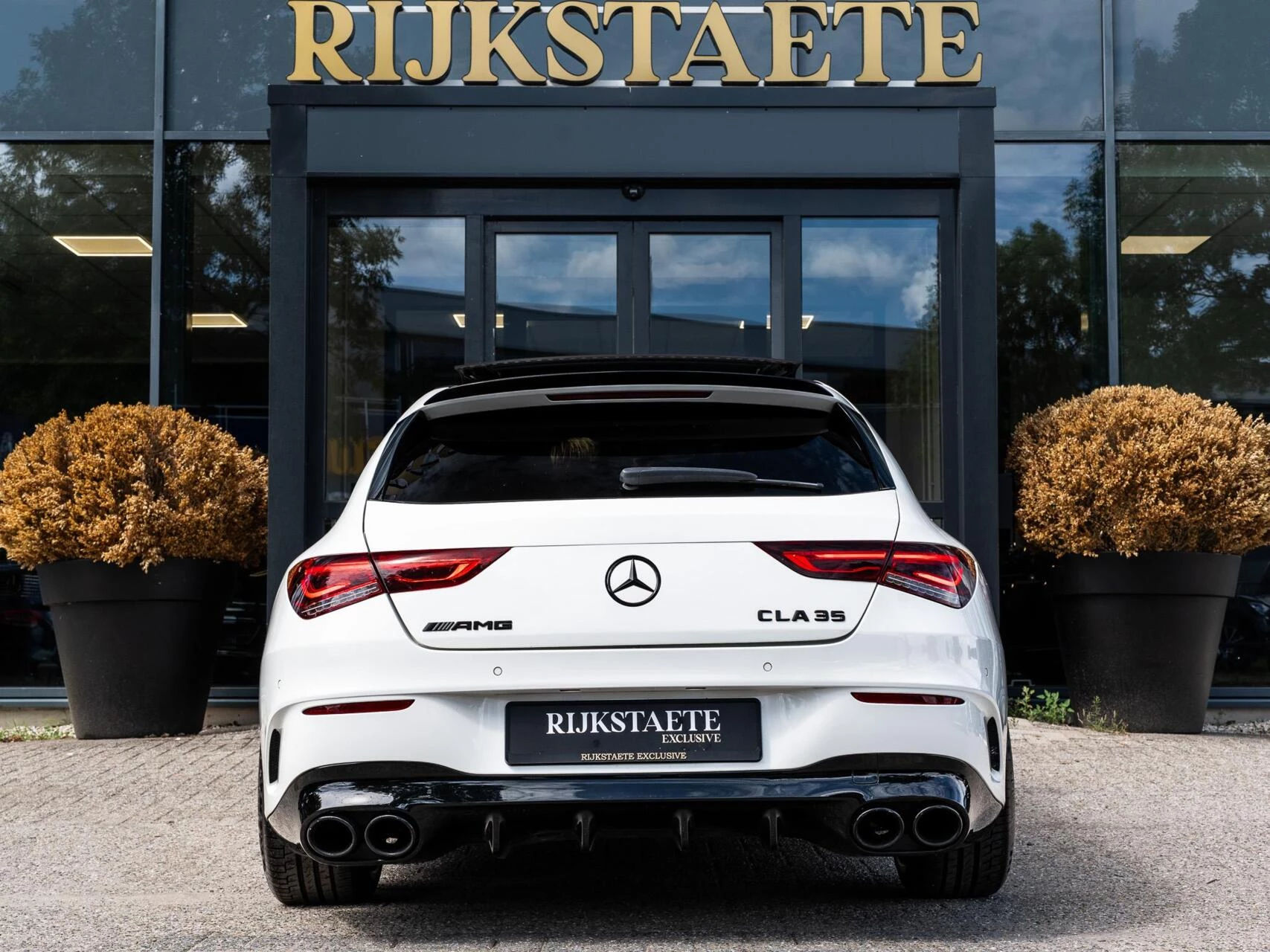 Hoofdafbeelding Mercedes-Benz CLA