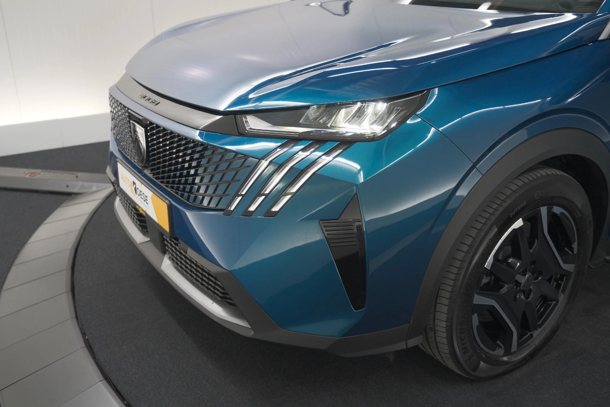 Hoofdafbeelding Peugeot e-3008