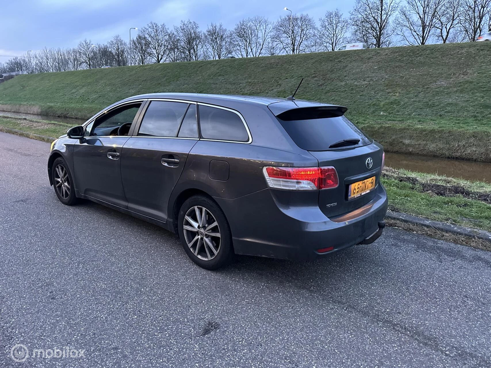 Hoofdafbeelding Toyota Avensis