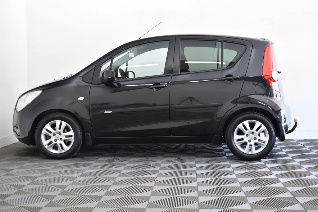 Hoofdafbeelding Opel Agila