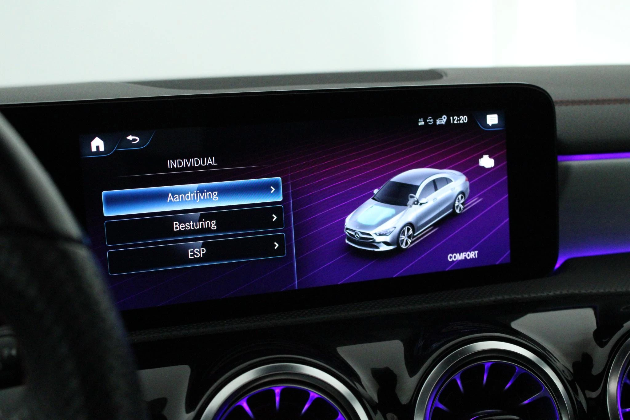 Hoofdafbeelding Mercedes-Benz CLA