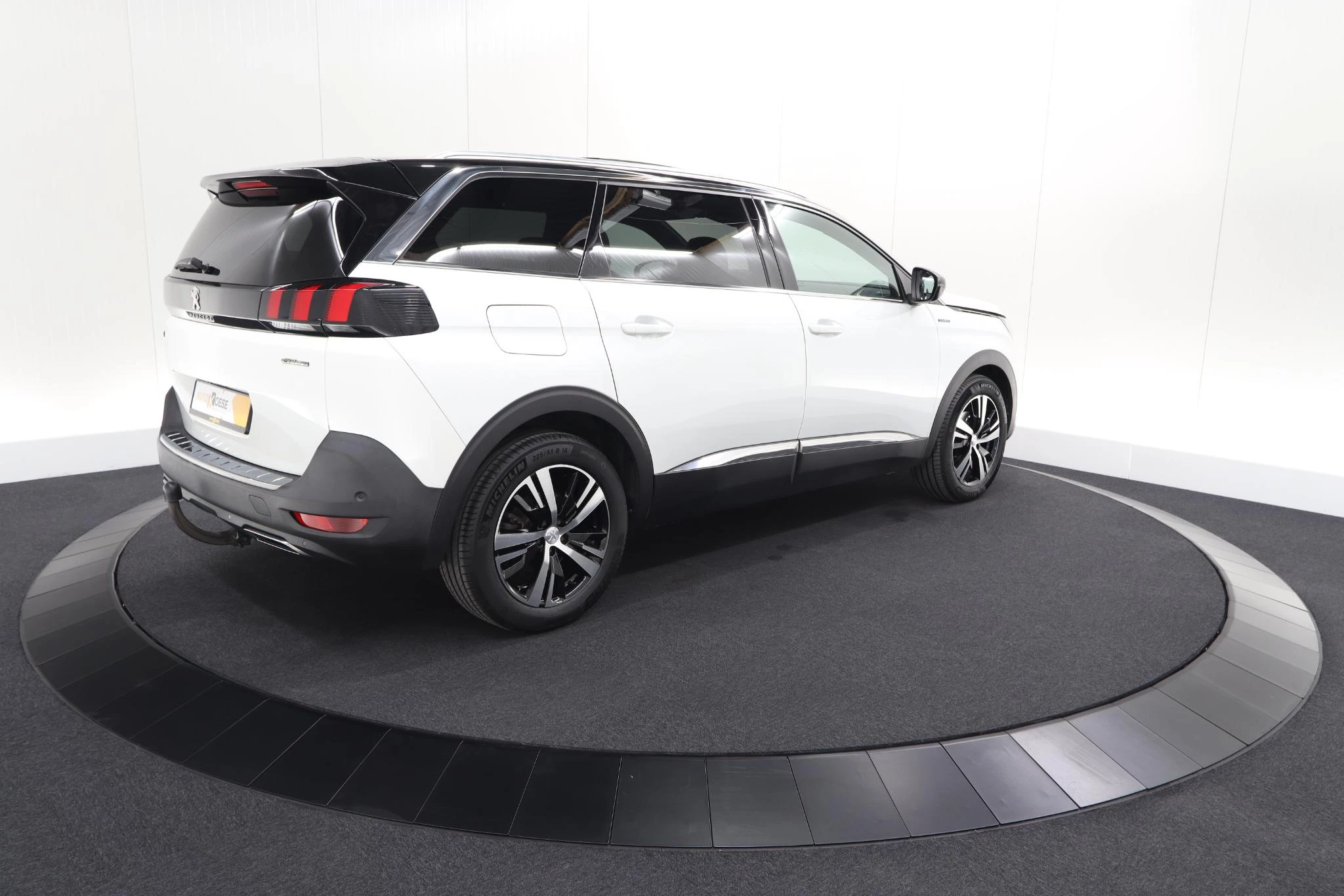 Hoofdafbeelding Peugeot 5008