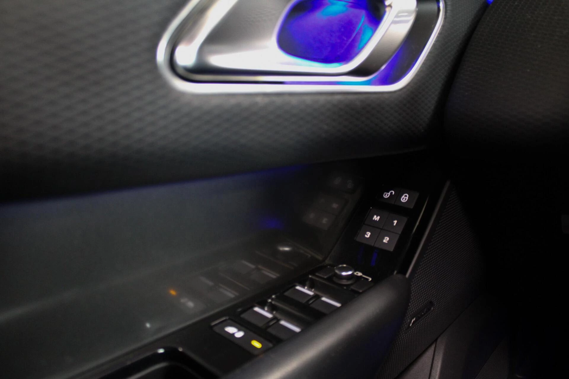 Hoofdafbeelding Land Rover Range Rover Velar