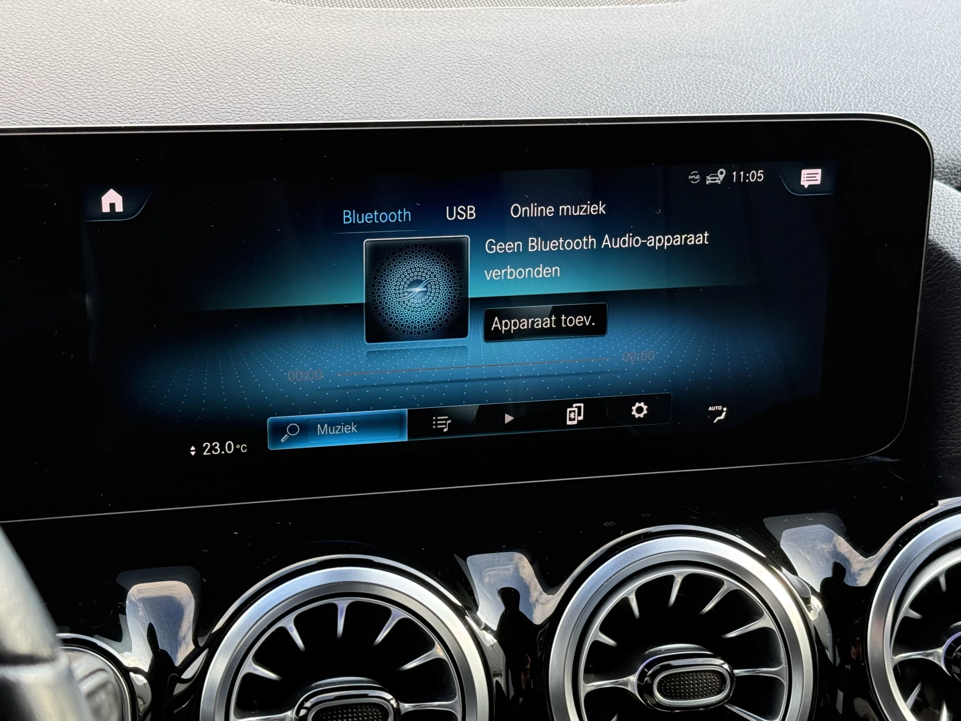 Hoofdafbeelding Mercedes-Benz EQA