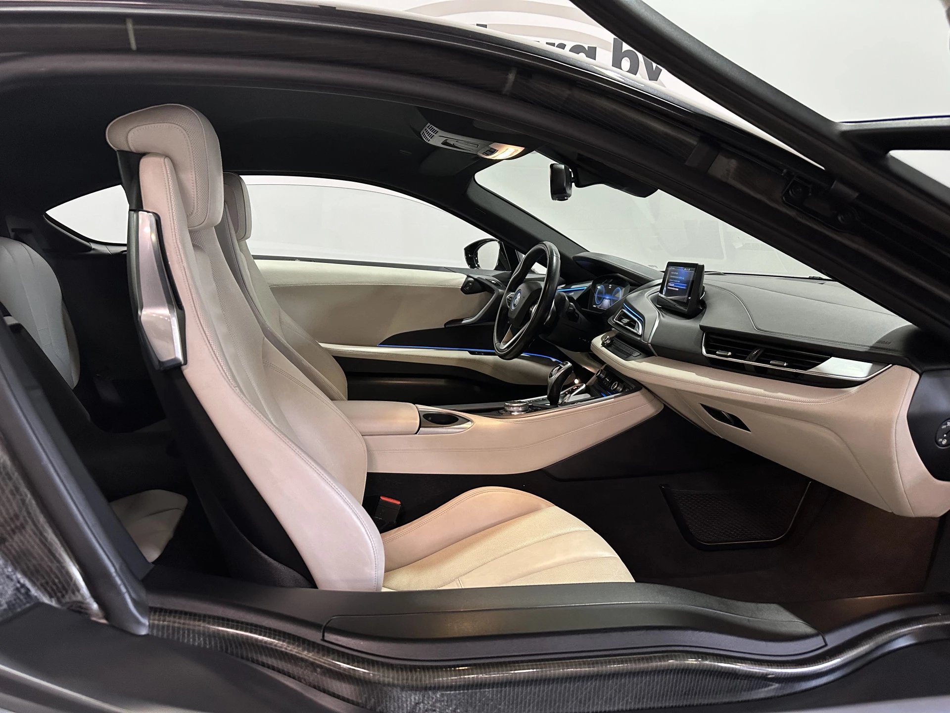 Hoofdafbeelding BMW i8