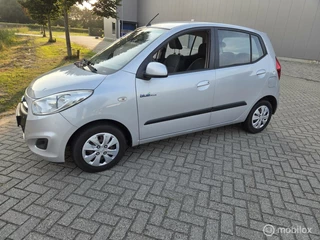 Hyundai i10  Bleu-tec