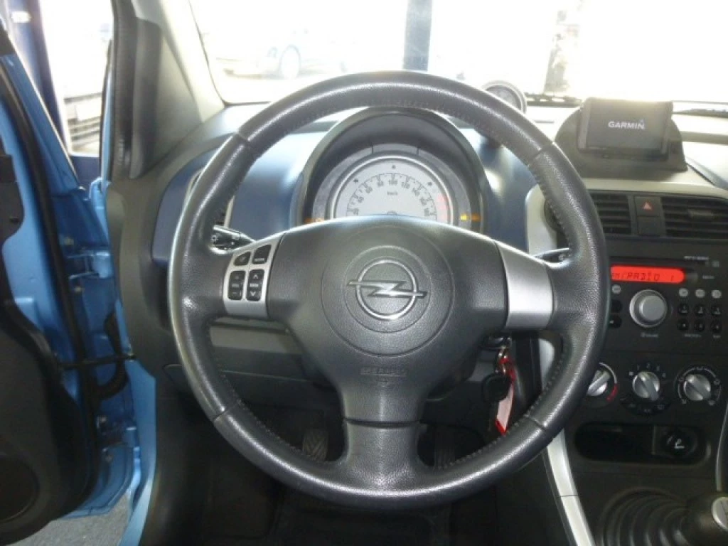Hoofdafbeelding Opel Agila