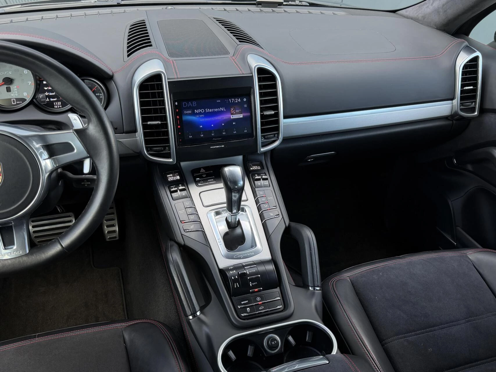 Hoofdafbeelding Porsche Cayenne