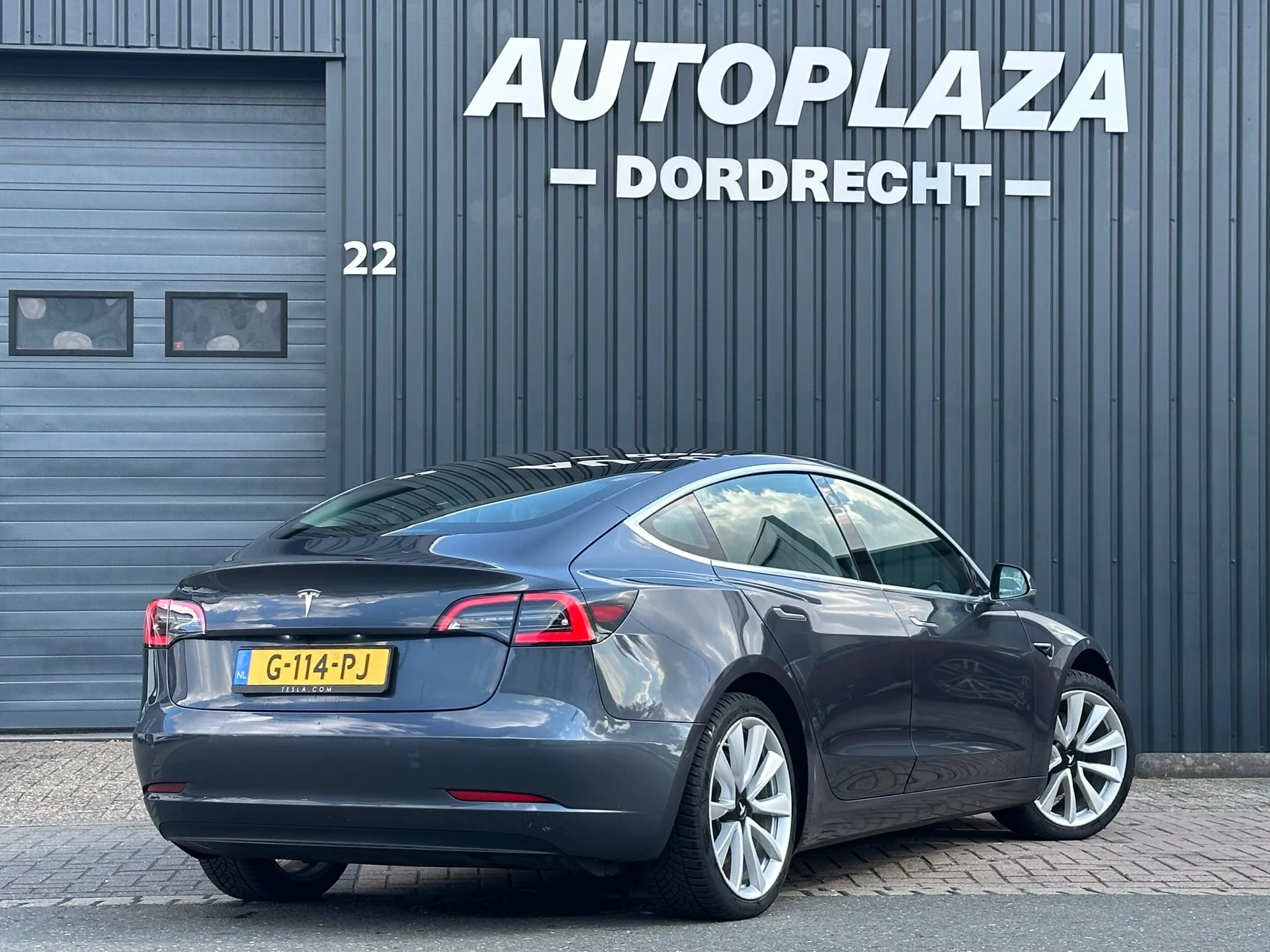 Hoofdafbeelding Tesla Model 3