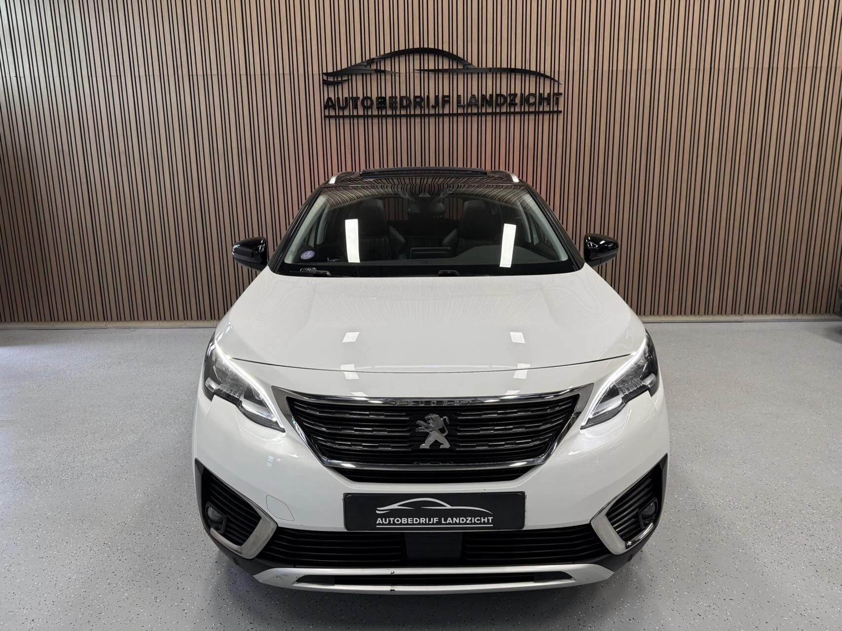 Hoofdafbeelding Peugeot 5008