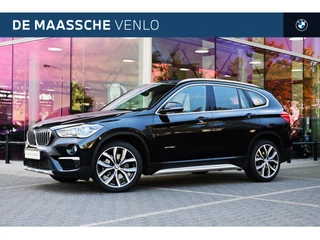 BMW X1 xDrive20i High Executive xLine Automaat / Trekhaak / Achteruitrijcamera / Sportstoelen / LED / Head-Up / Park Assistant / Stoelverwarming / Comfort Access