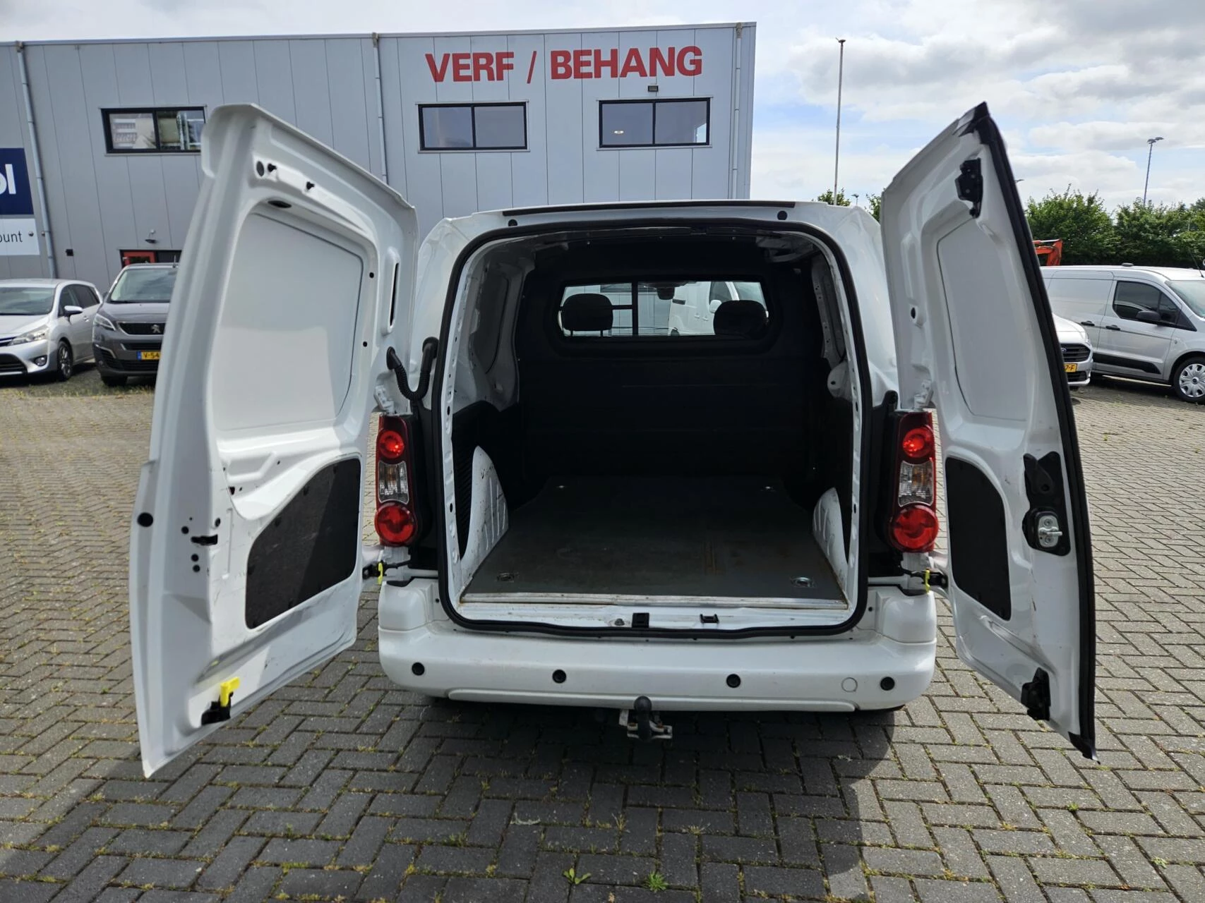 Hoofdafbeelding Peugeot Partner