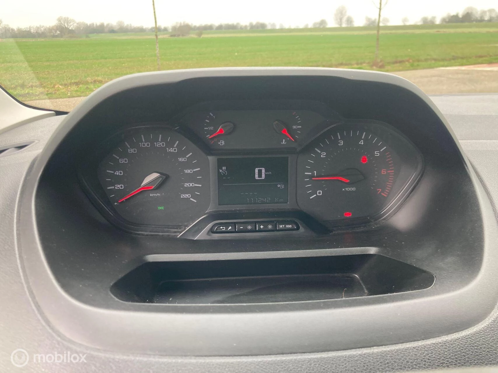 Hoofdafbeelding Peugeot Partner