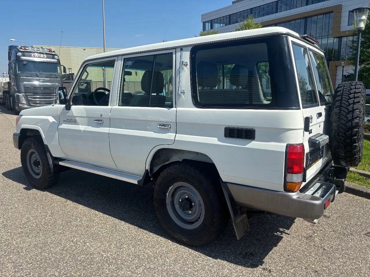 Hoofdafbeelding Toyota Land Cruiser