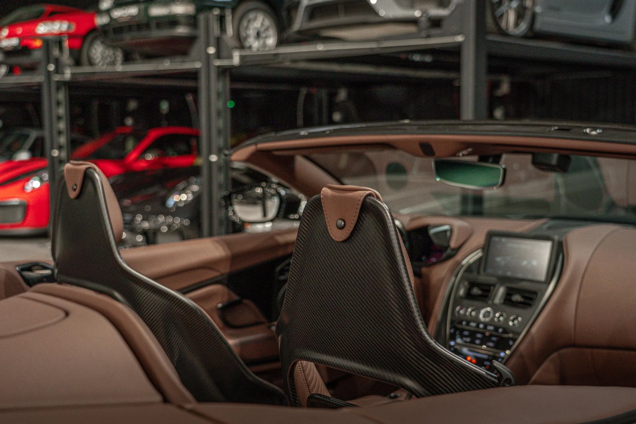 Hoofdafbeelding Aston Martin DBS
