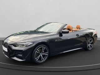 BMW 4 Serie Cabrio 420iA M-SPORT ** COGNAC LEDER, NAVI+, HuD, H&K SOUND,  NEKVERW, 18-inch LMV ** 1e EIG - Slechts 11.900KM (!) ** ** INFORMEER OOK NAAR ONZE AANTREKKELIJKE FINANCIAL-LEASE TARIEVEN **