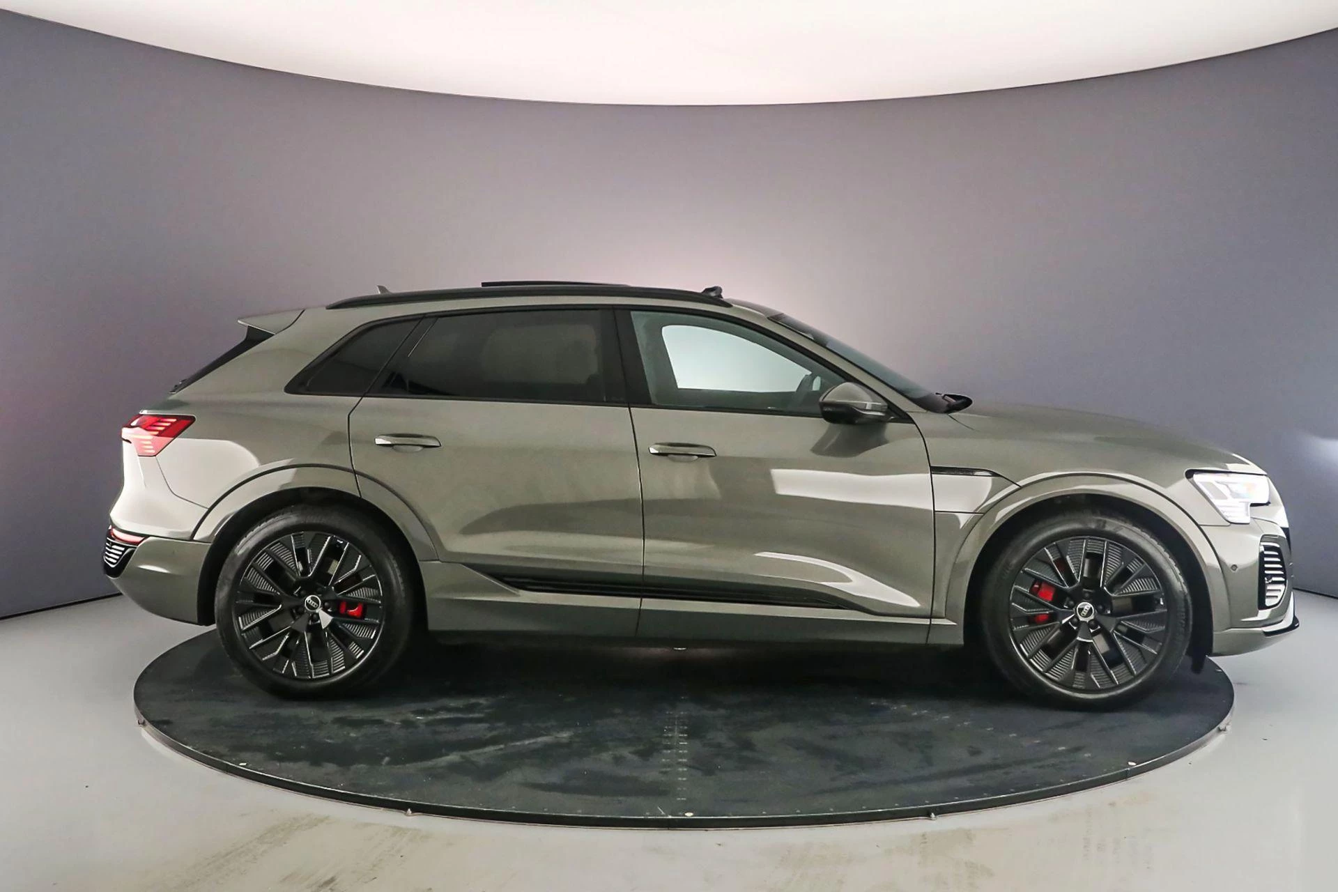 Hoofdafbeelding Audi Q8 e-tron