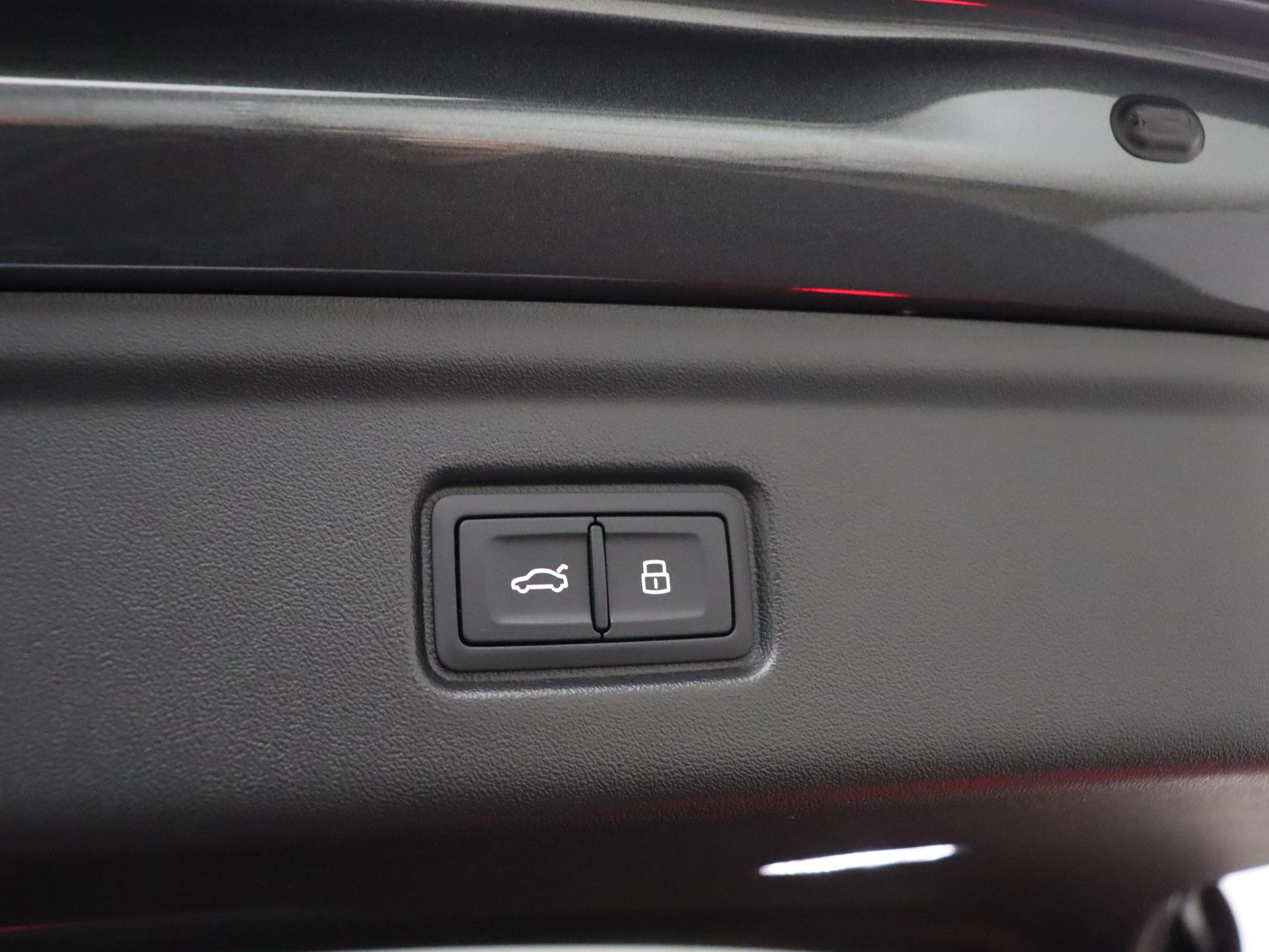 Hoofdafbeelding Audi A6 e-tron