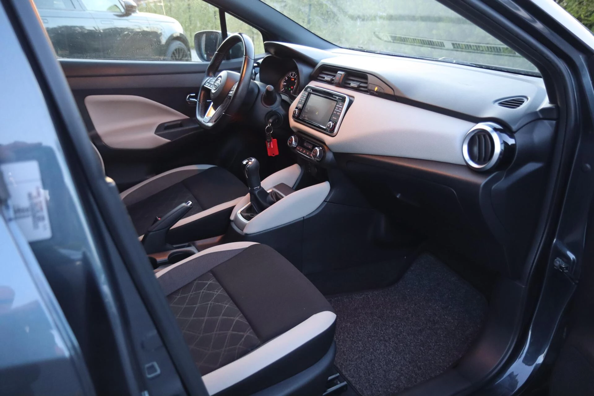 Hoofdafbeelding Nissan Micra