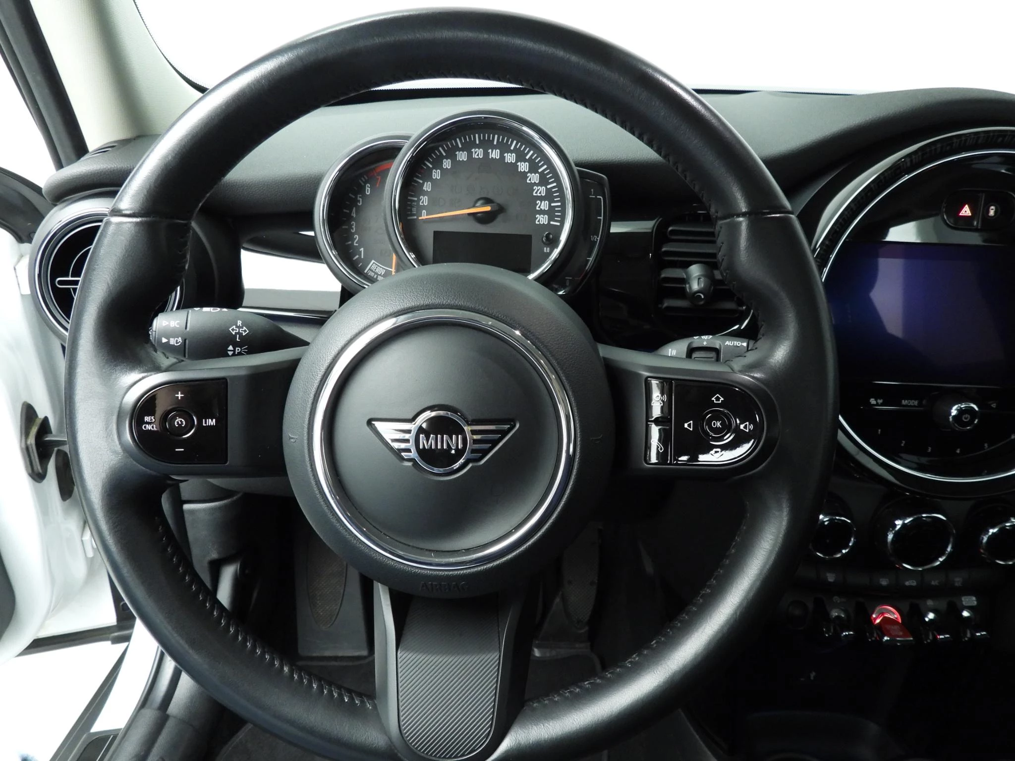 Hoofdafbeelding MINI 5-deurs