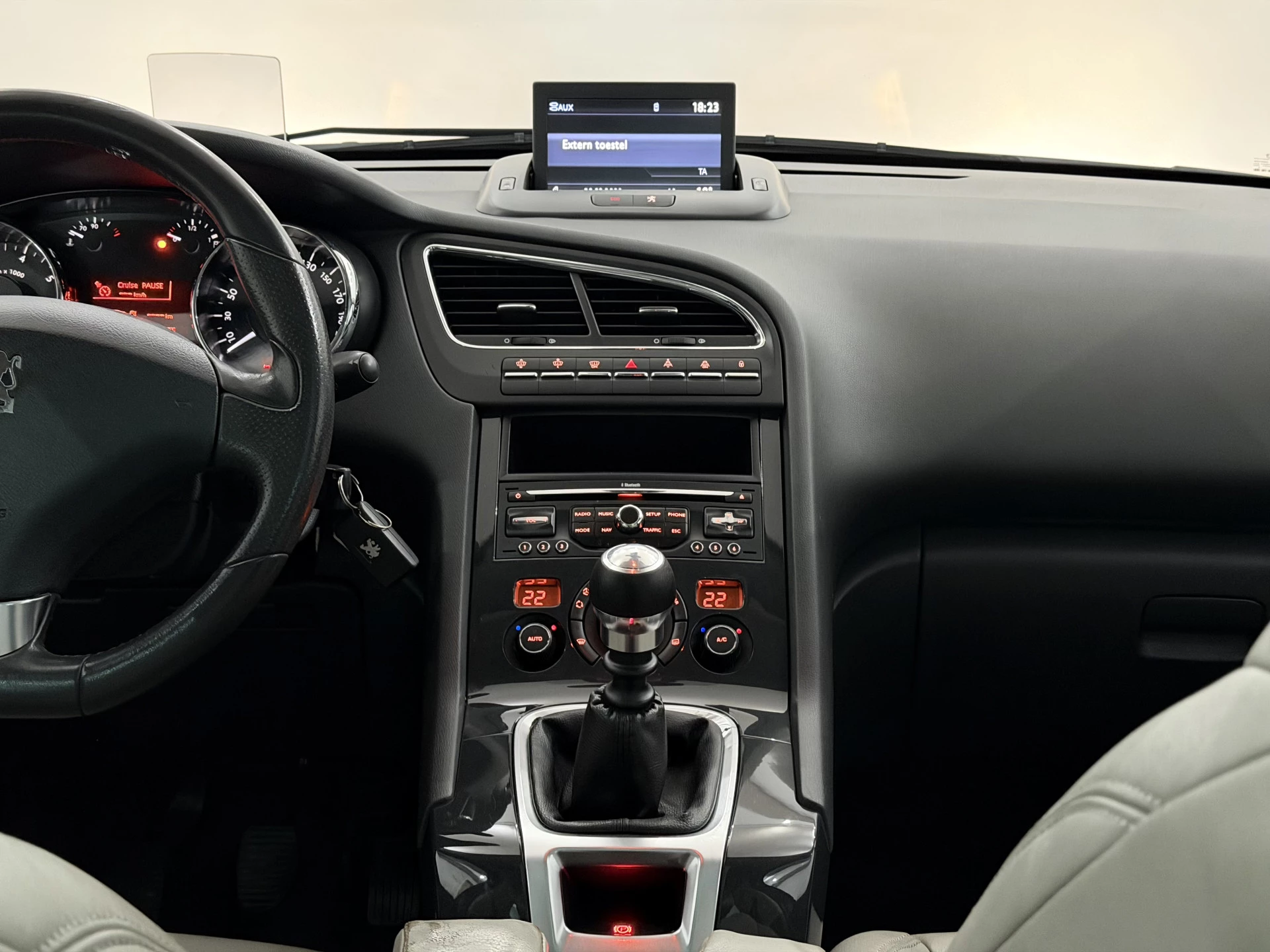 Hoofdafbeelding Peugeot 5008