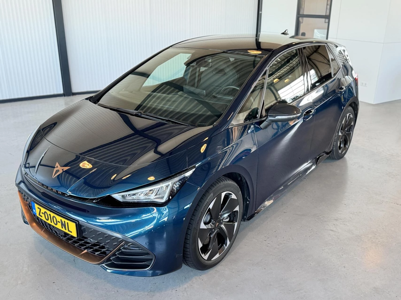 Hoofdafbeelding CUPRA Born