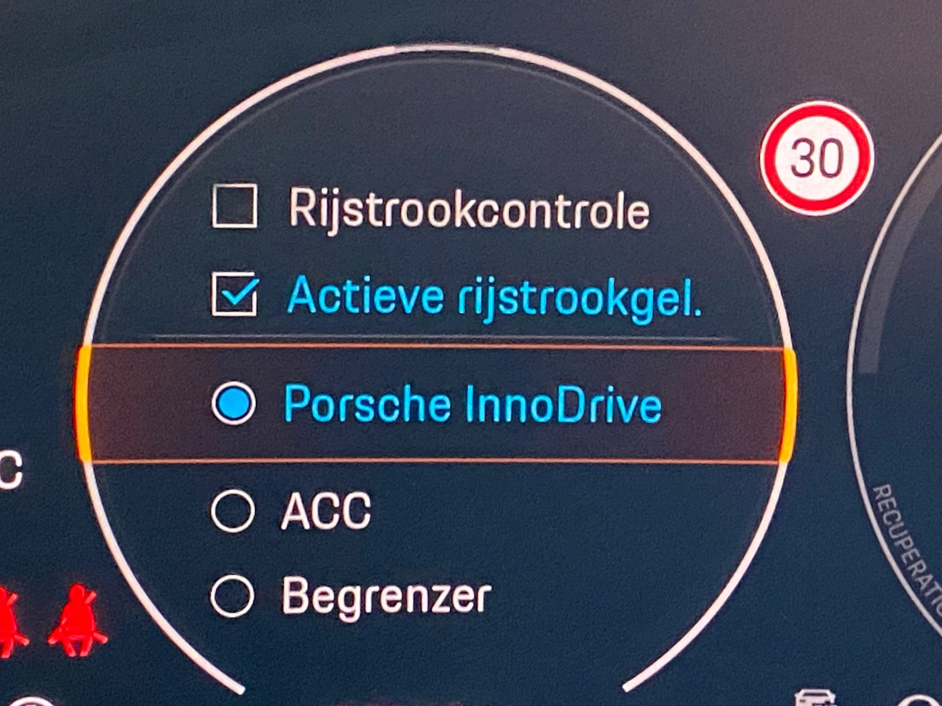 Hoofdafbeelding Porsche Taycan