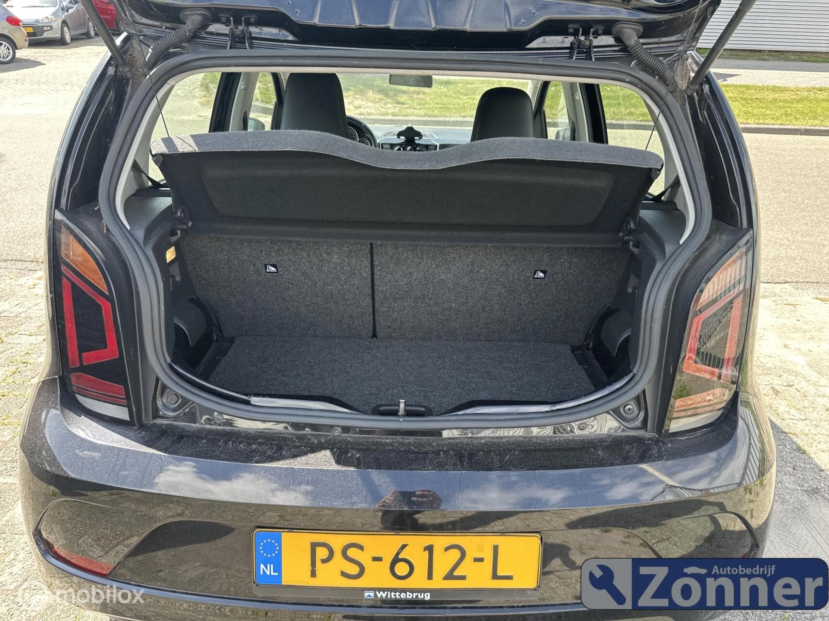 Hoofdafbeelding Volkswagen up!