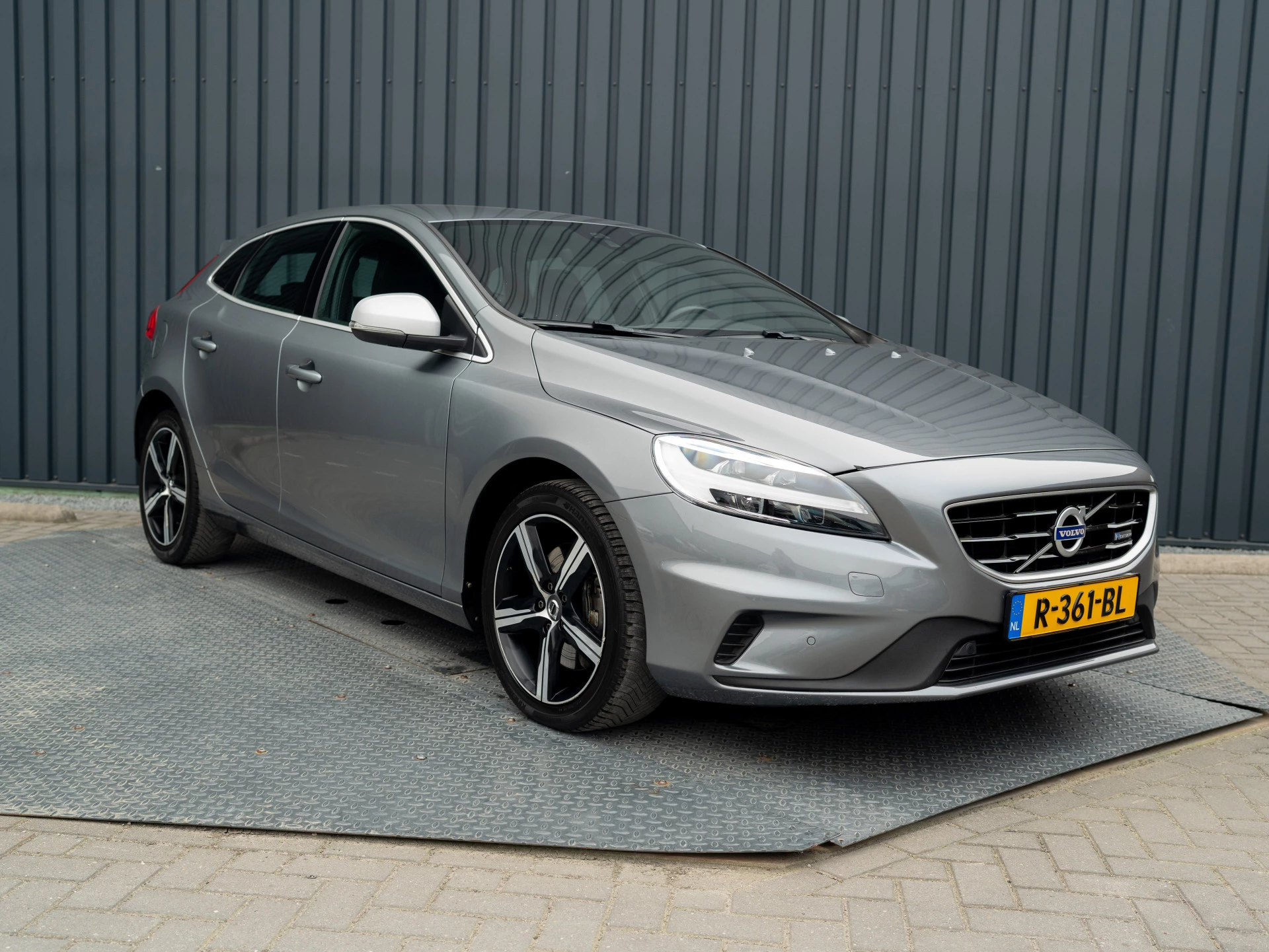 Hoofdafbeelding Volvo V40