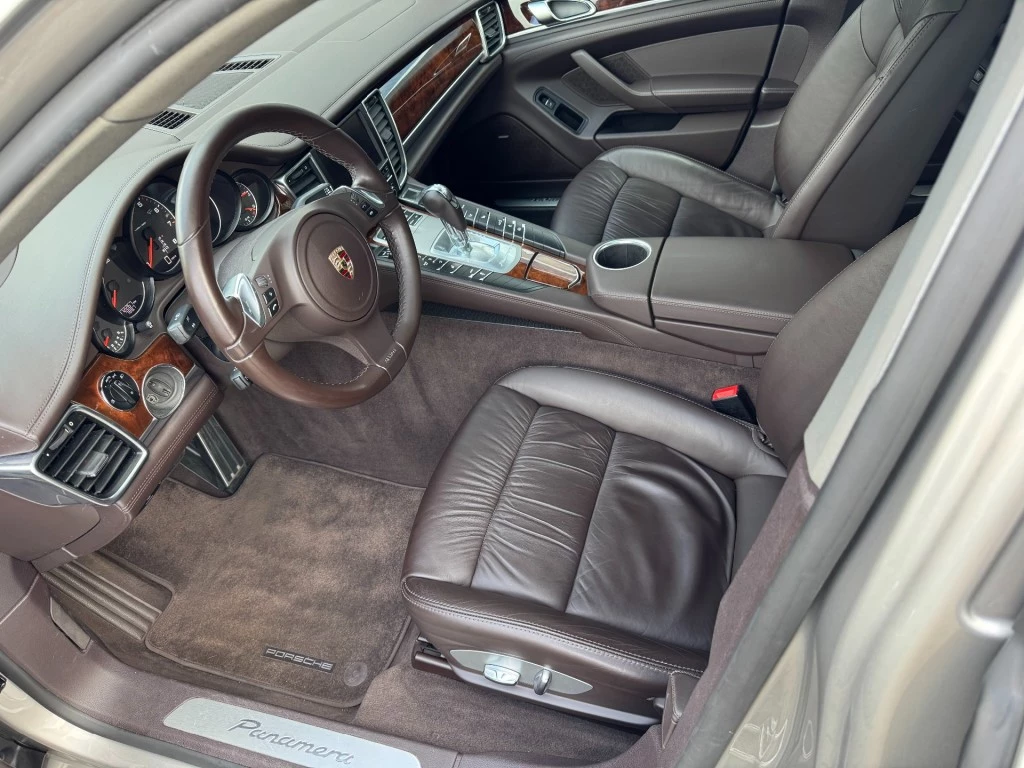 Hoofdafbeelding Porsche Panamera