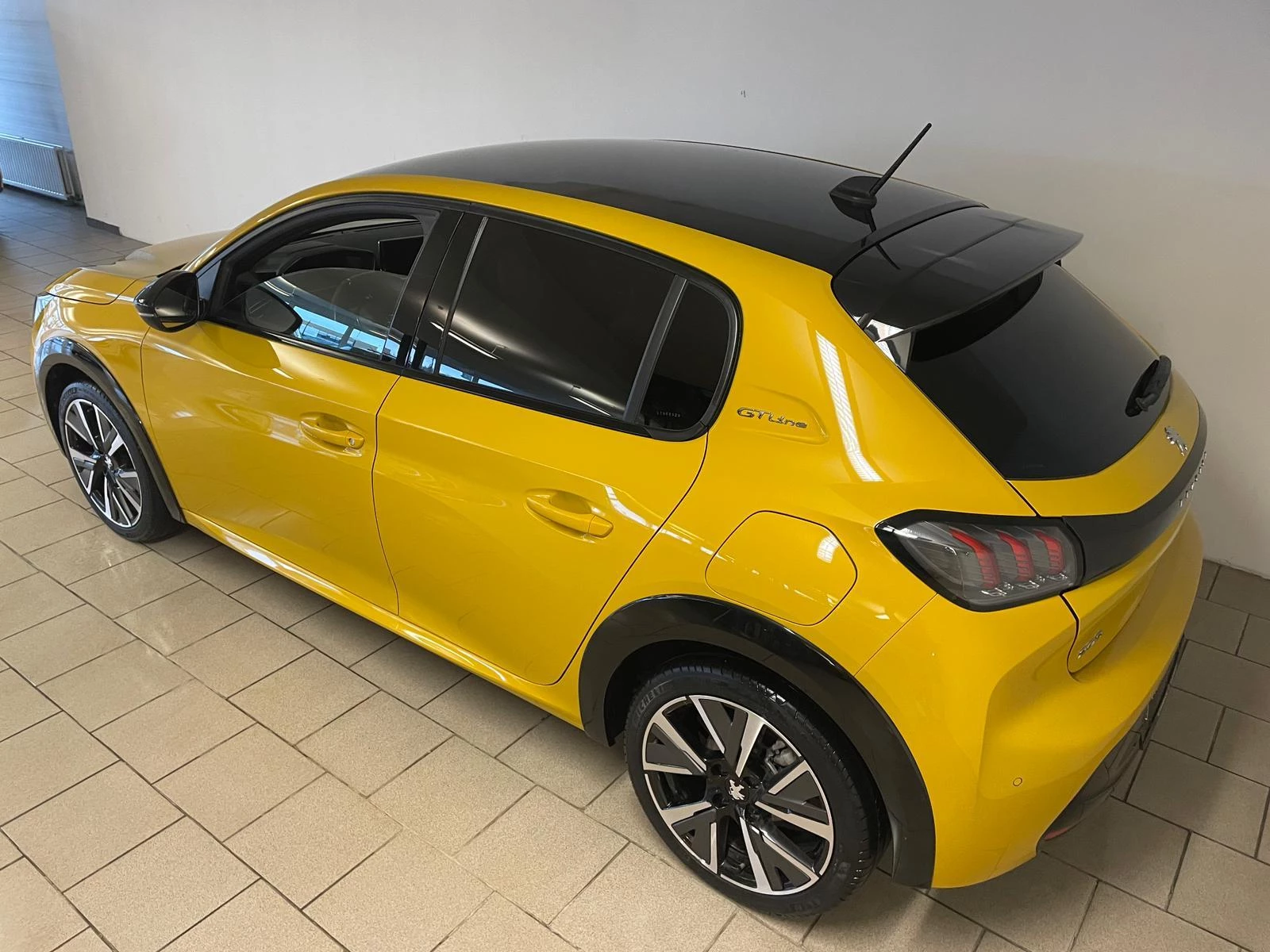 Hoofdafbeelding Peugeot 208