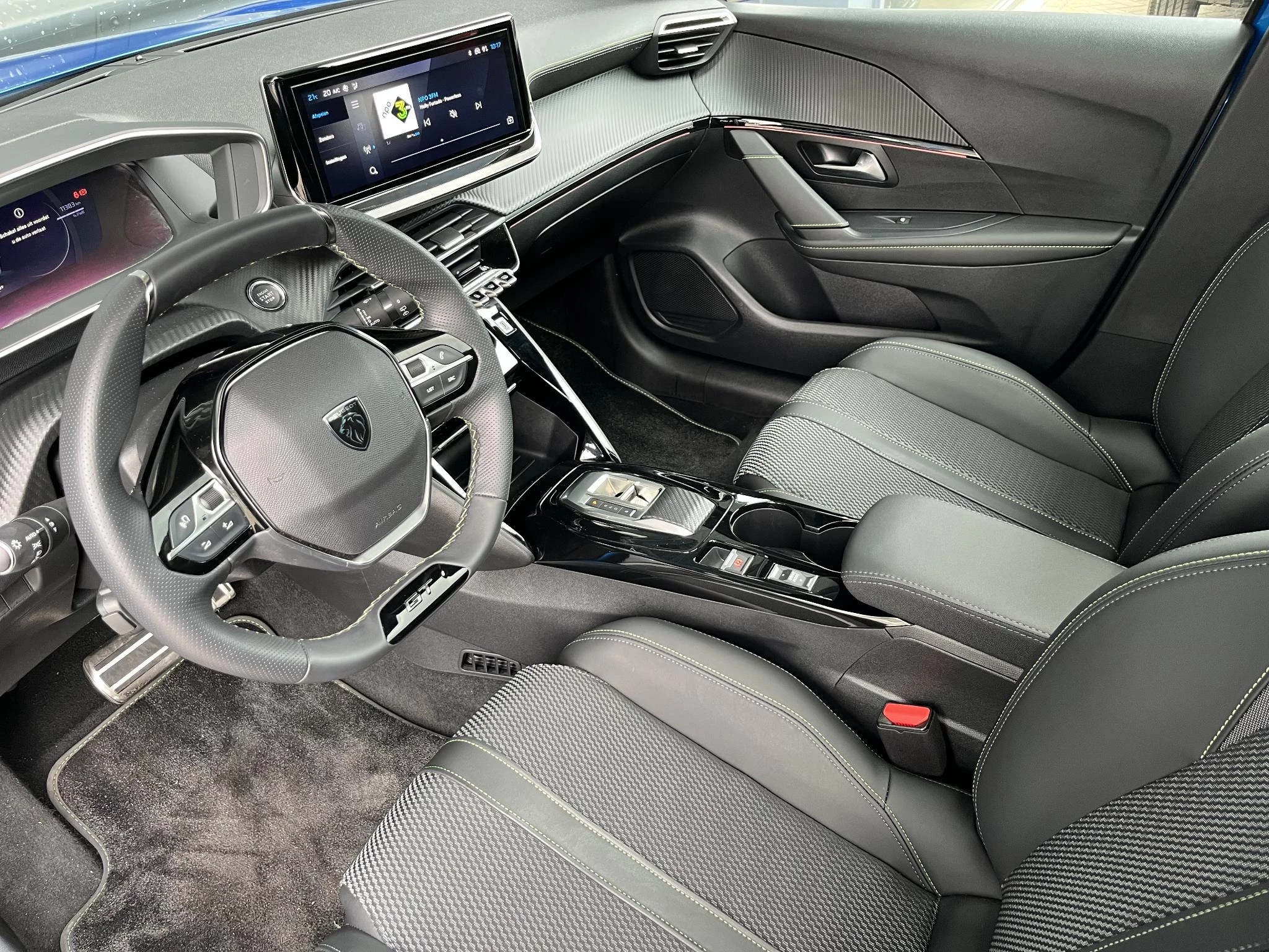 Hoofdafbeelding Peugeot e-208