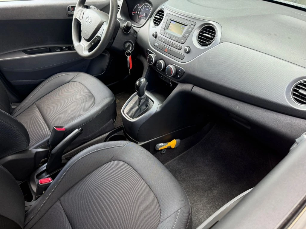 Hoofdafbeelding Hyundai i10