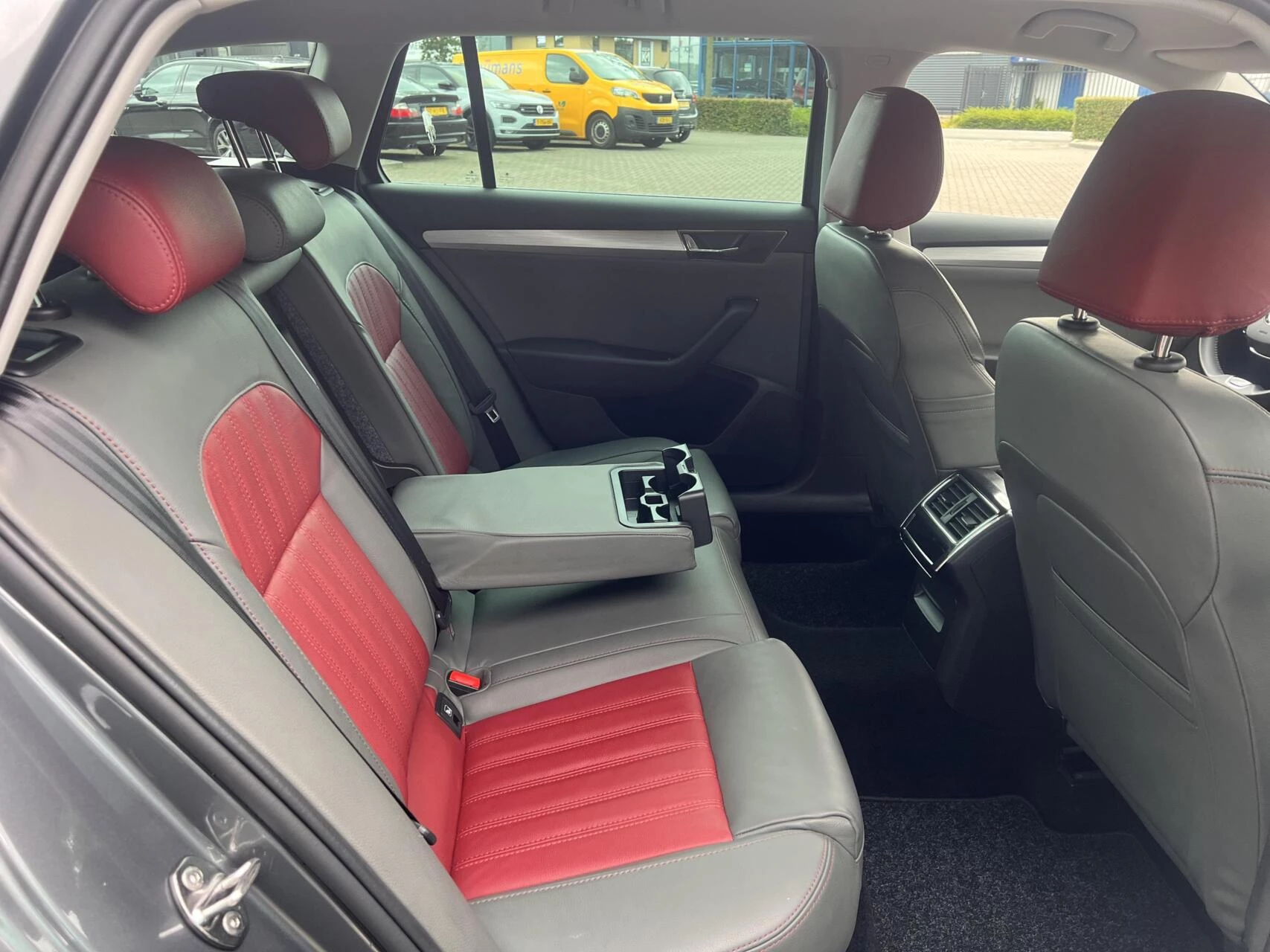 Hoofdafbeelding Škoda Superb