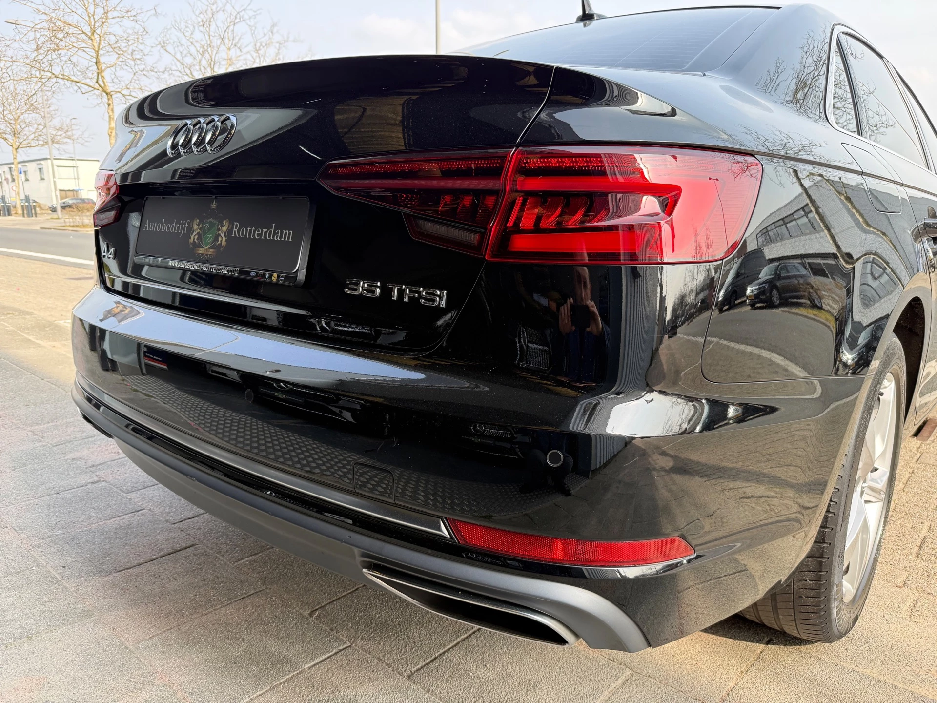 Hoofdafbeelding Audi A4