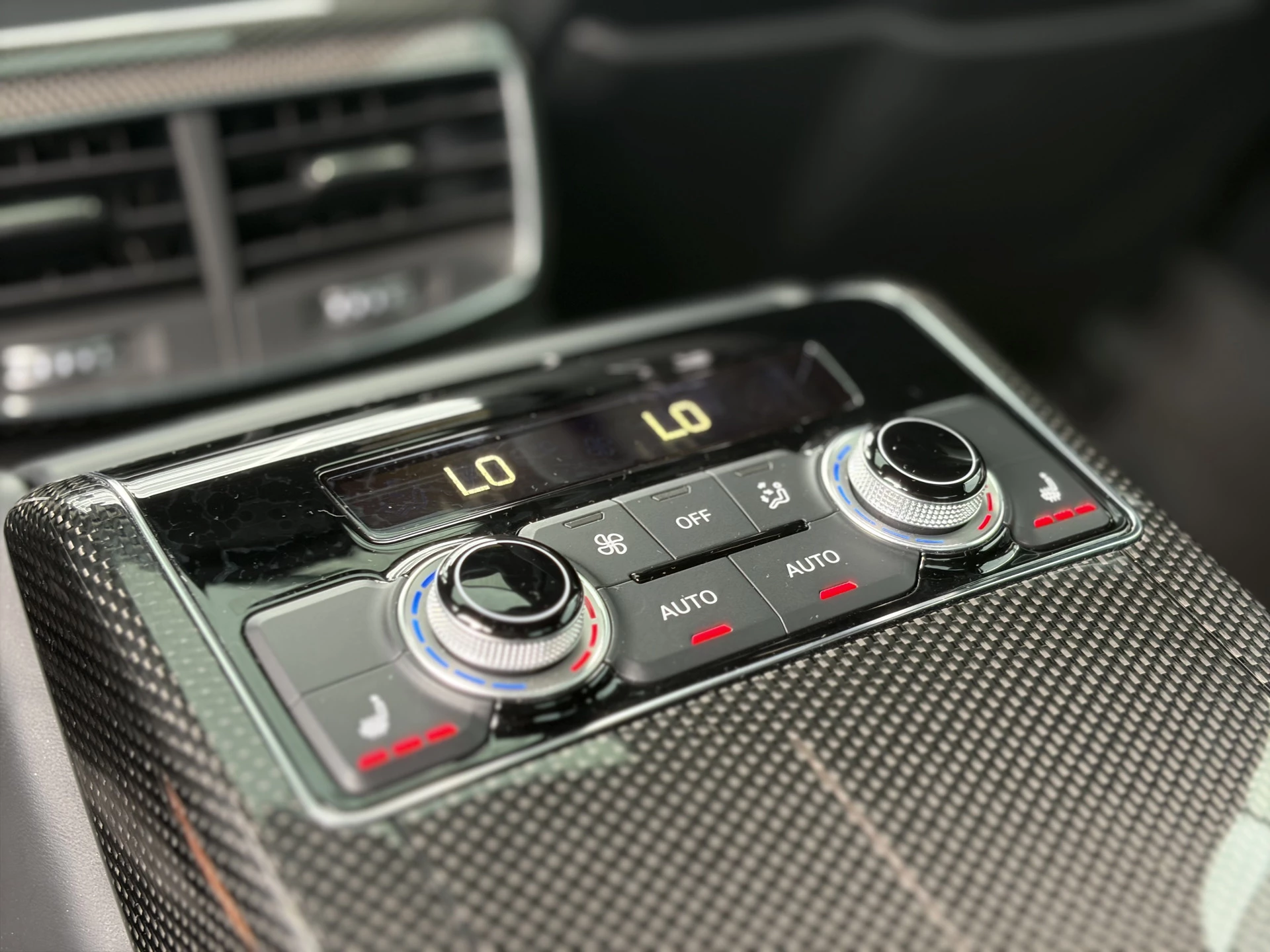 Hoofdafbeelding Audi A8