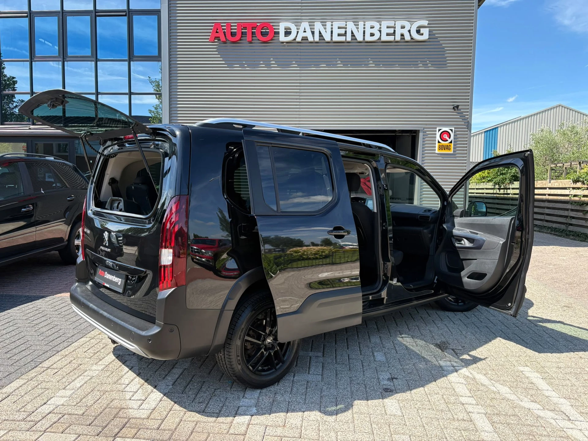 Hoofdafbeelding Peugeot Rifter