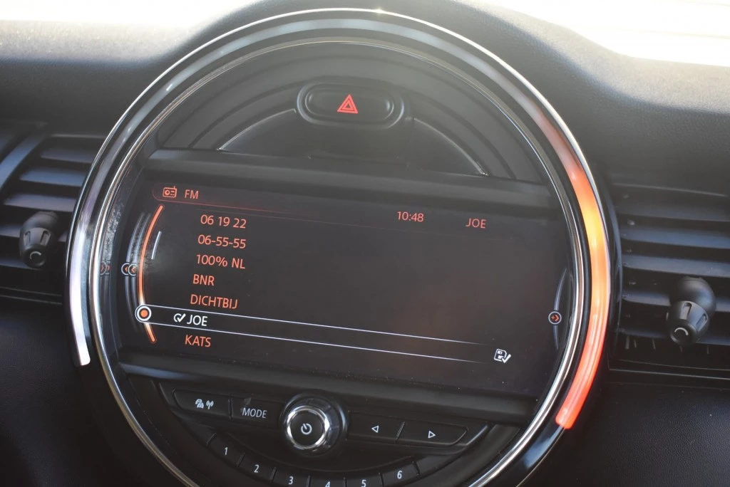 Hoofdafbeelding MINI One