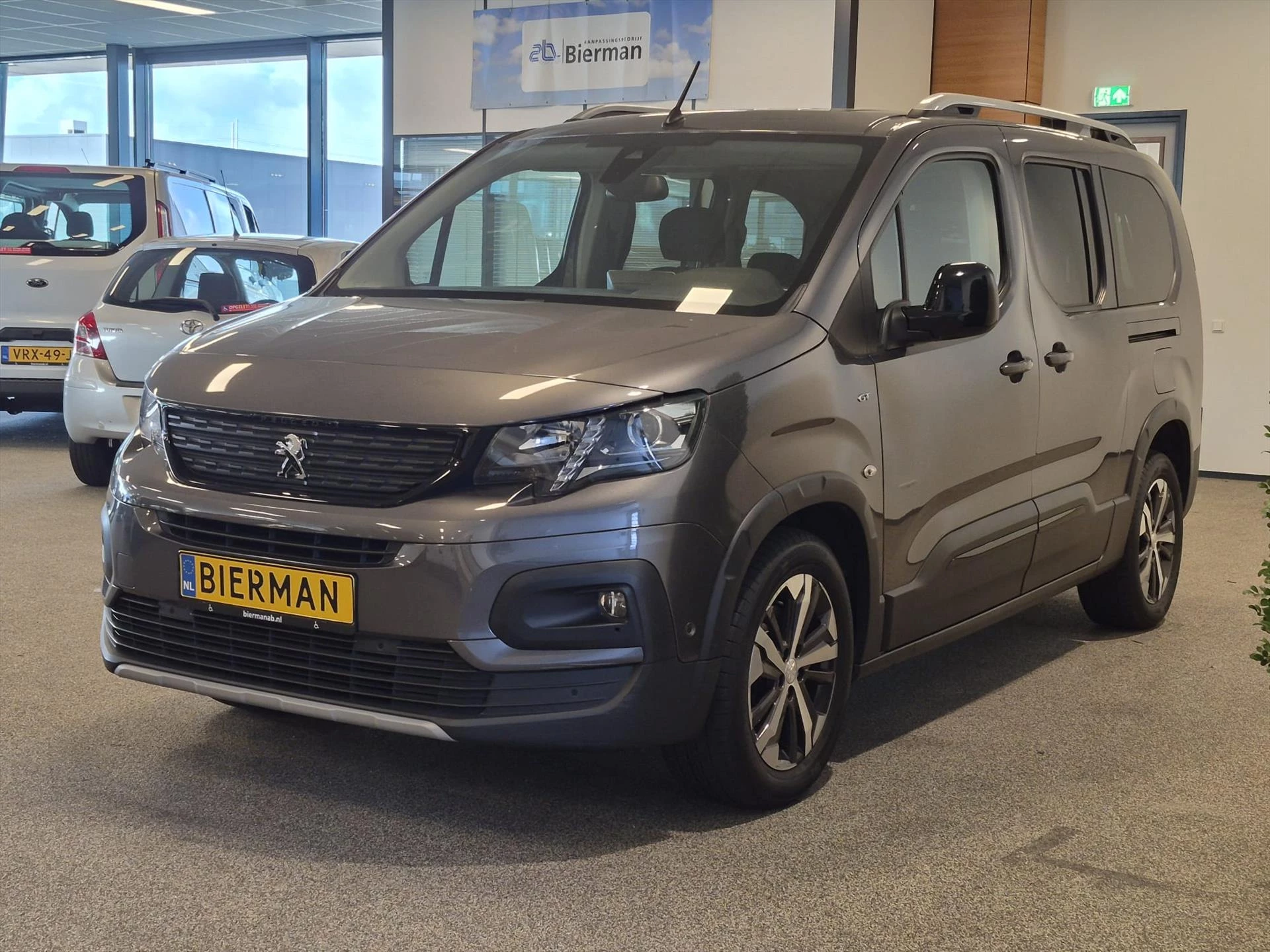 Hoofdafbeelding Peugeot Rifter