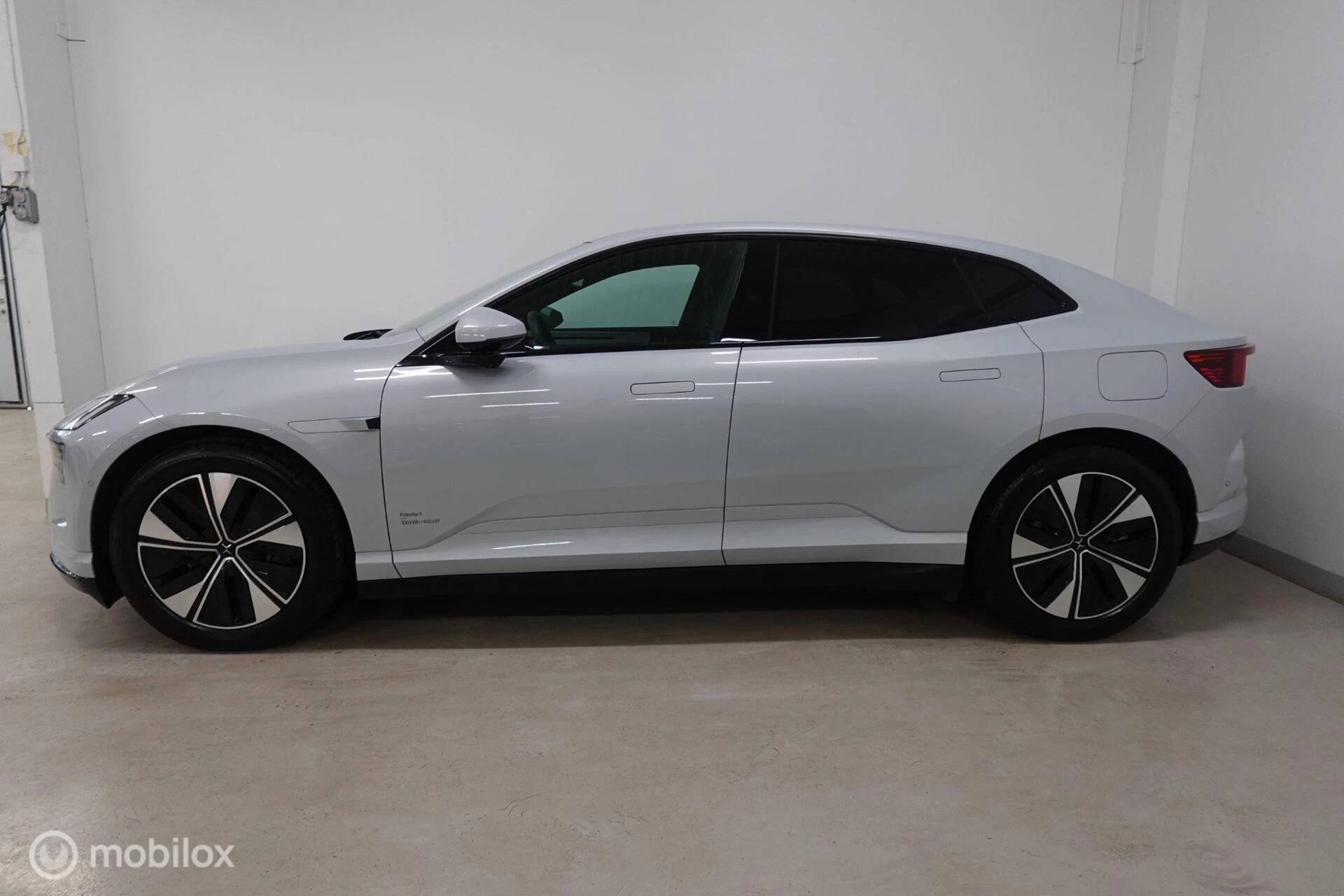 Hoofdafbeelding Polestar 4