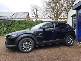 Hoofdafbeelding Mazda CX-30 Mazda CX-30 2.0 e-SkyActiv-G M Hybrid Comfort Aut. 360° camera, trekhaak, Bose