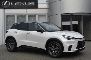 Hoofdafbeelding Lexus LBX Lexus LBX Cool 2WD DIRECT LEVERBAAR ELEK-STOEL STOELVERWARMING KEYLESS ELEK-KOFFERKLEP BLIND-SPOT