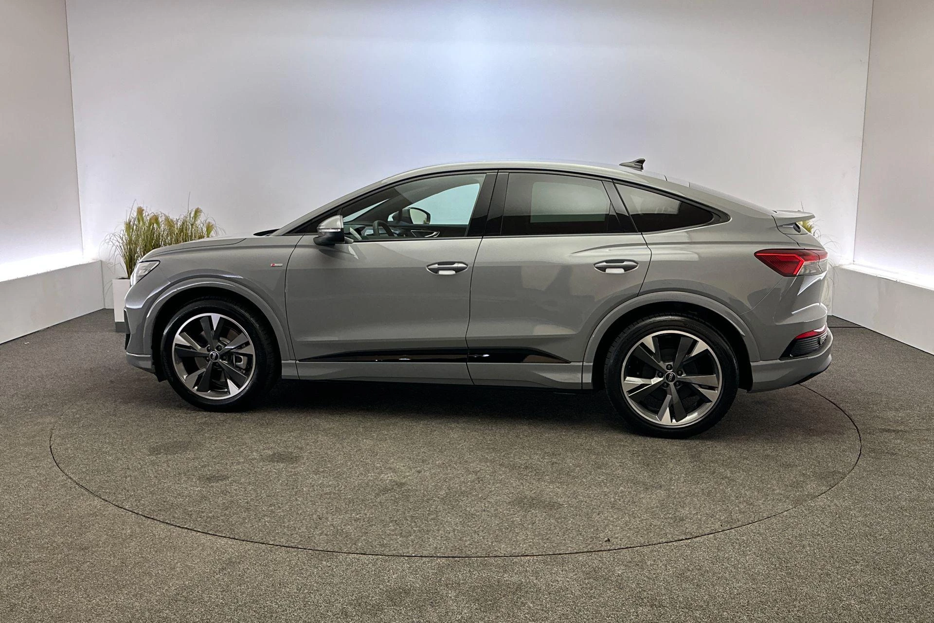 Hoofdafbeelding Audi Q4 e-tron