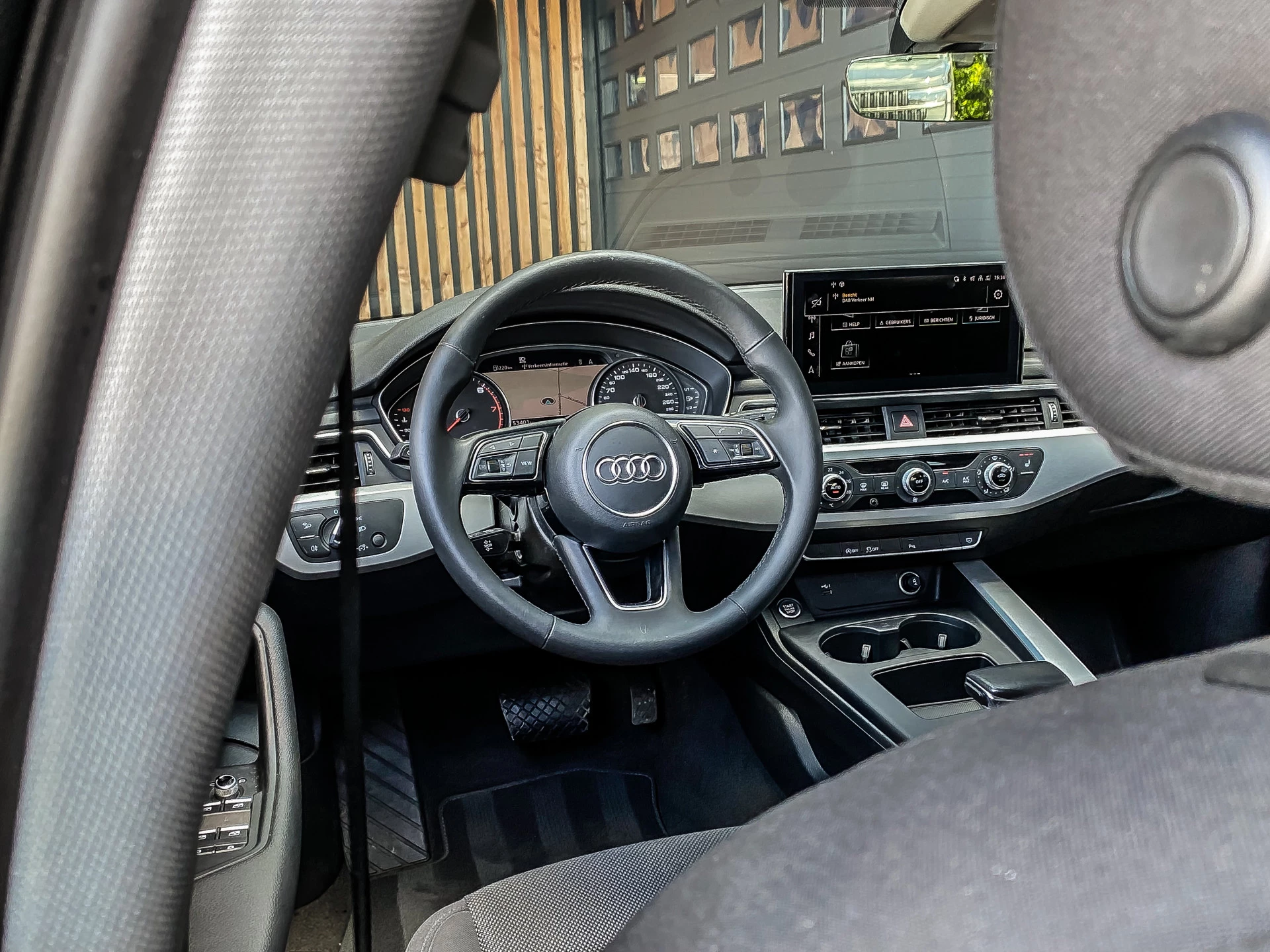 Hoofdafbeelding Audi A4