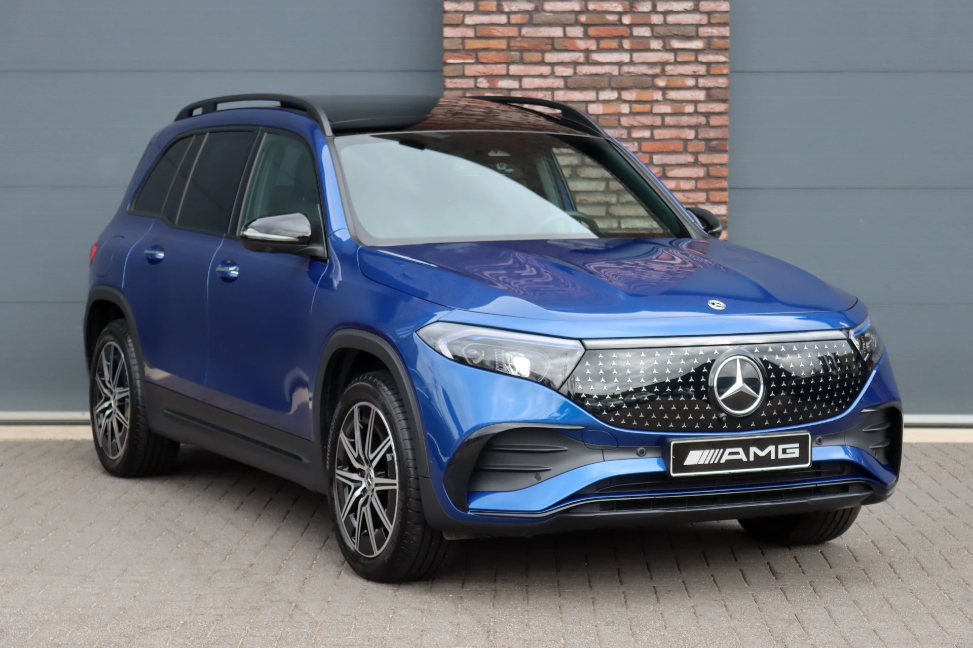 Hoofdafbeelding Mercedes-Benz EQB